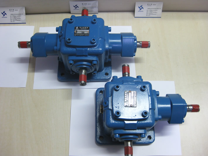 十字型轉向箱與T型轉向箱的對比