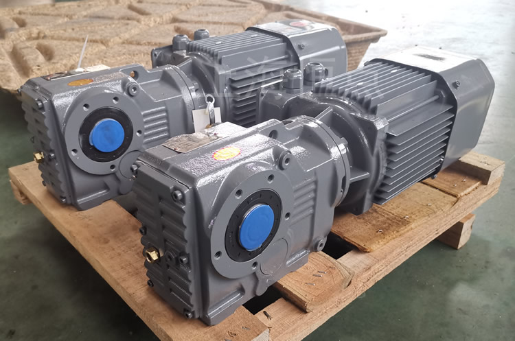 KA37系列減速機通孔輸出，配電機實物圖