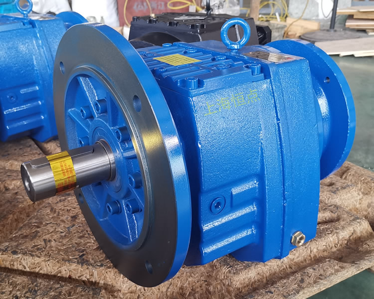 RF87減速機，輸入配法蘭B5端蓋，立式法蘭輸出，實物照片